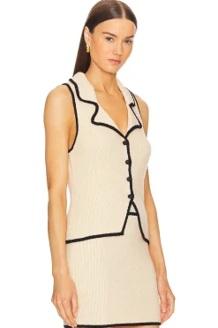 by Marianna Elektra Vest