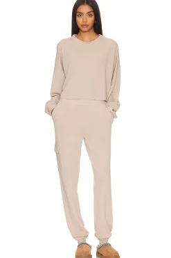 Crop Pullover Sweatshirt