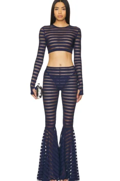 Cropped Long Sleeve Crewneck Top