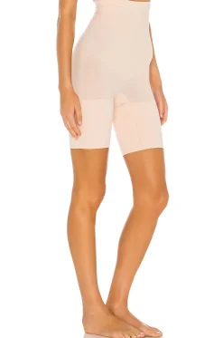 Everyday Shaping High-Waisted Short