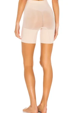 Everyday Shaping Short