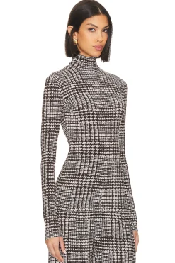 Front Zip Slim Fit Turtle Top