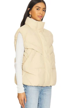 Joss Puffer Vest