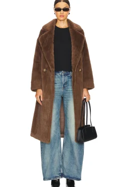 Lori Coat