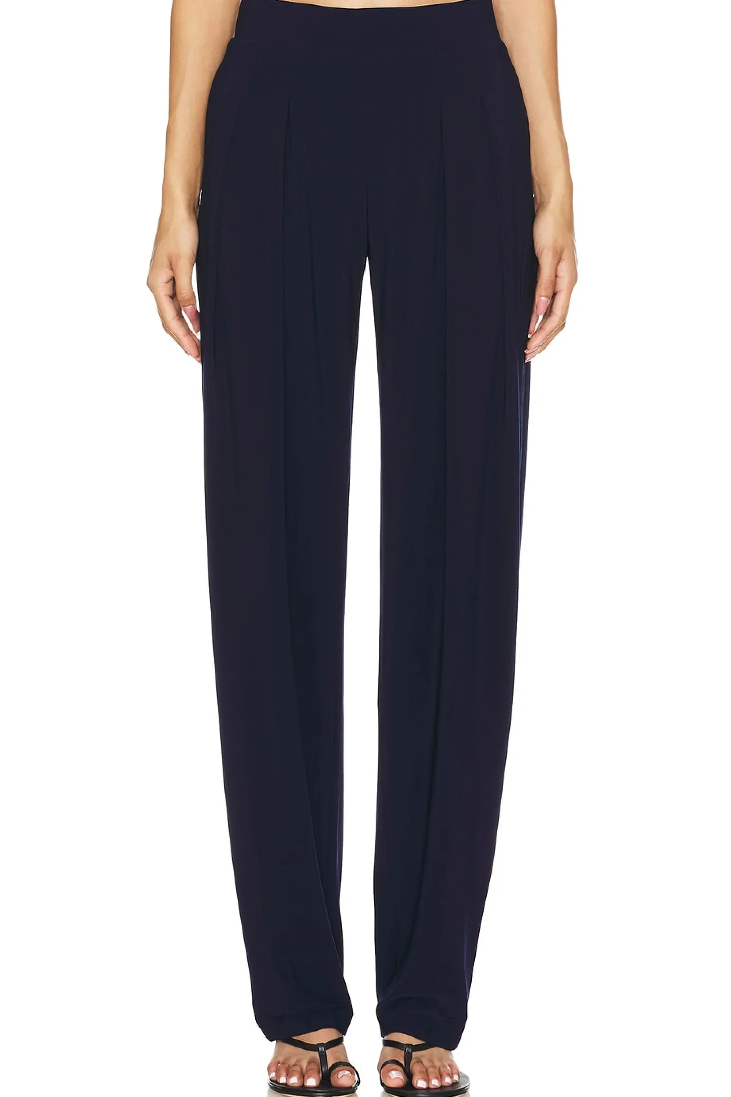 Low Rise Pleated Trouser