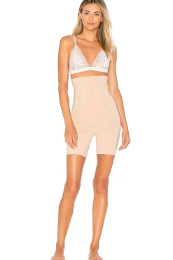 Oncore High Waist Short