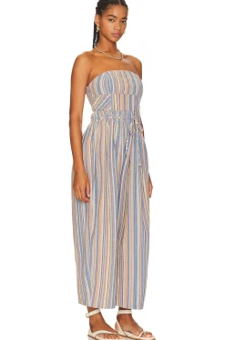 Roaming Shores One Piece