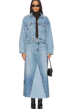 Shrunken 90s Trucker