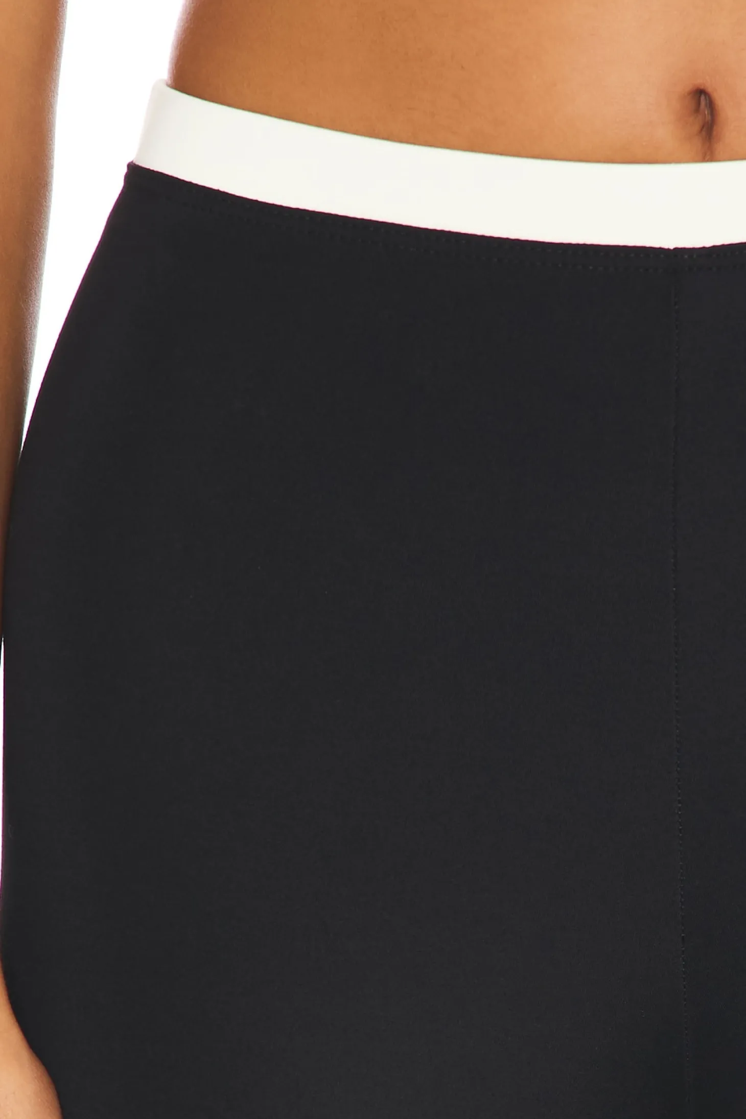 The Luca Ankle Legging