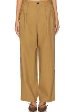 Wide Leg Pleated Trouser